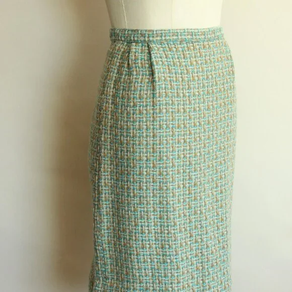 Vintage 1960s Skirt, Majestic Specialties Tweed Check or Plaid Wool Pencil Skirt